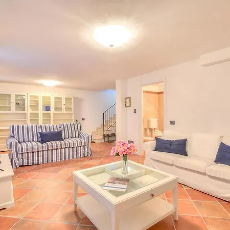 Borgo Belvedere-lake View & Shared Pool - Happy